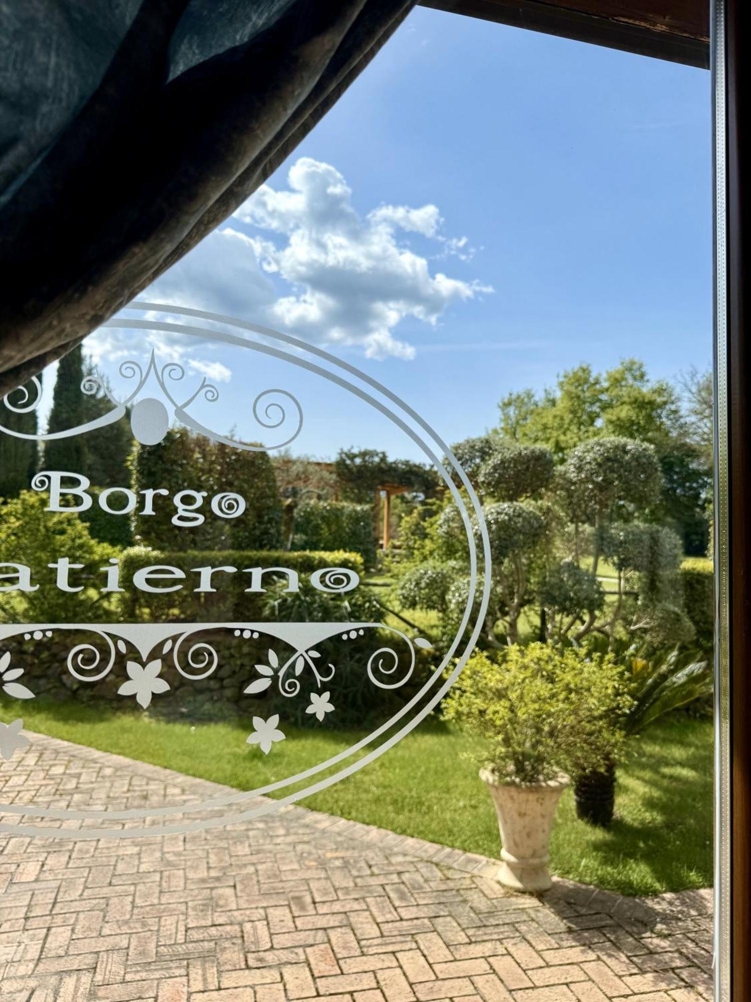 Penzion Borgo Patierno Conca della Campania Exteriér fotografie